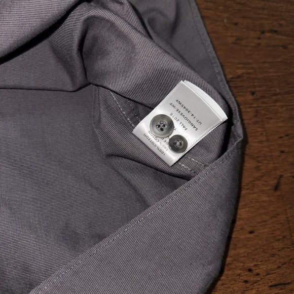 Untuckit Wrinkle Free Button Up Shirt Men Size Medium - Picture 7 of 9